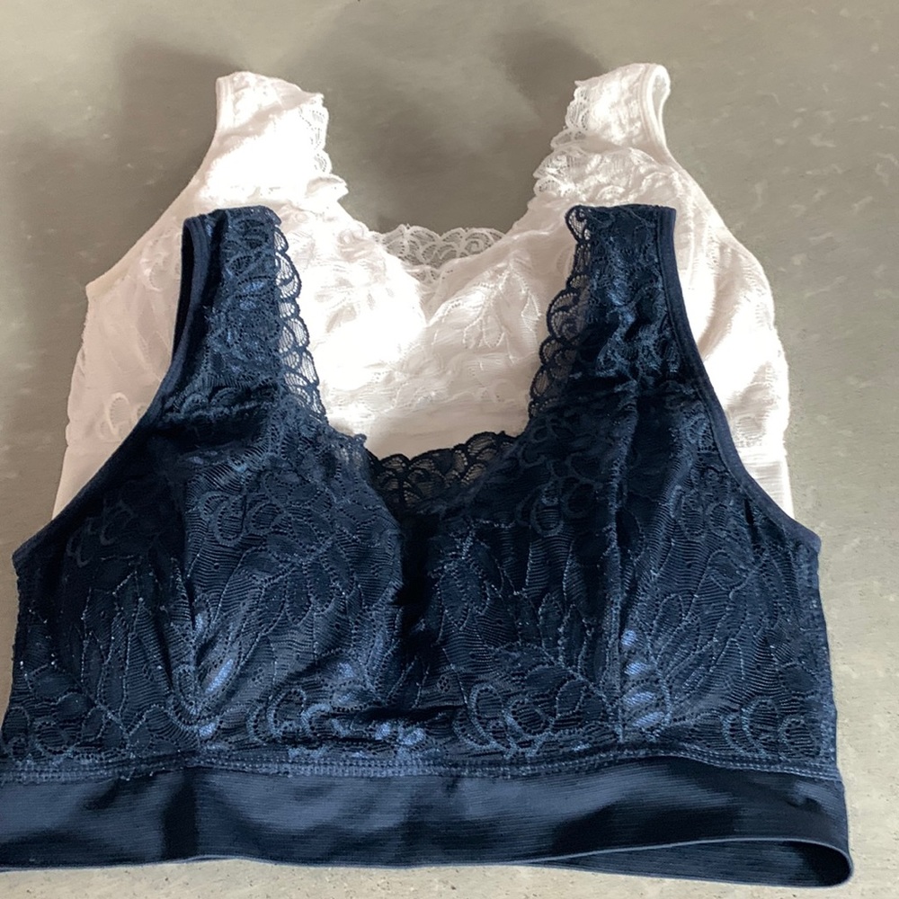 Laura Ashley 1X wireless padded bras. Lot of 2.
